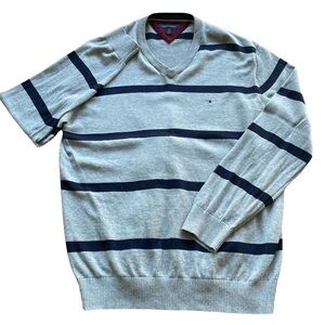 Tommy Hilfiger Mens V Neck Pullover Striped Gray and Navy Sweater  Size XL TG/XG